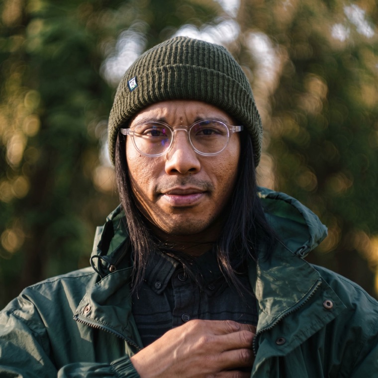 Isiah Flores